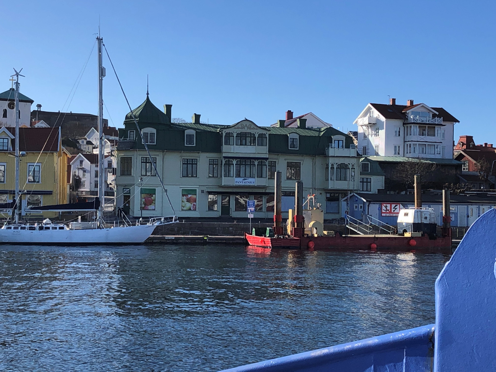 Läs mer om artikeln Fastigheten på Hamngatan 25 på Marstrand är åter i bruk